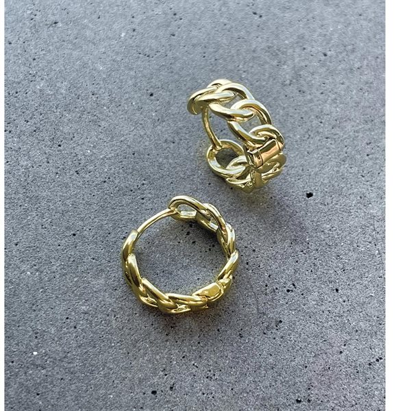 Gold Queen Earrings